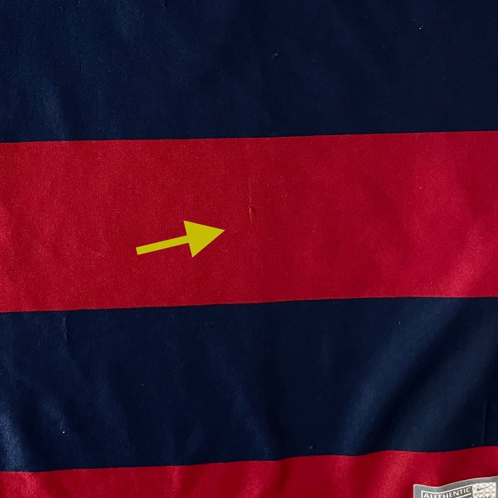 MESSI Jersey - Picture 9 of 12